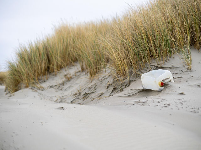 BiebLab  – plastic soep begint op de stoep