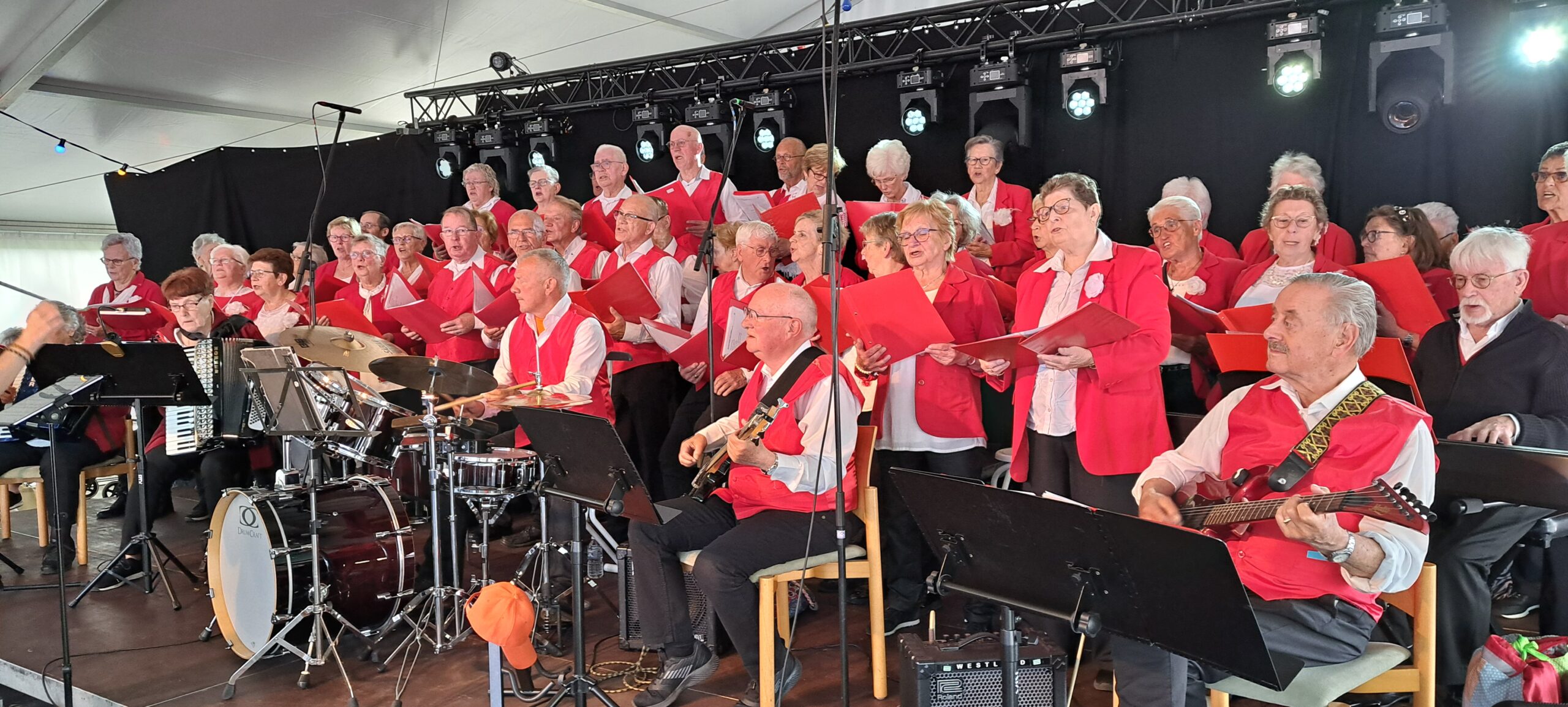 Koningsdag vieren met Koor de Waterlanders!